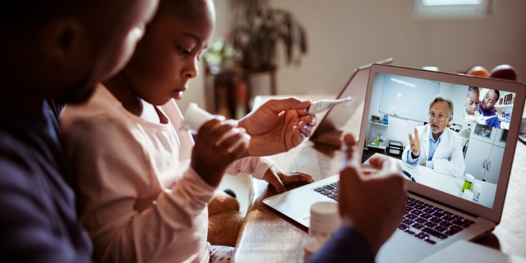 young child and parent with online-only doctor